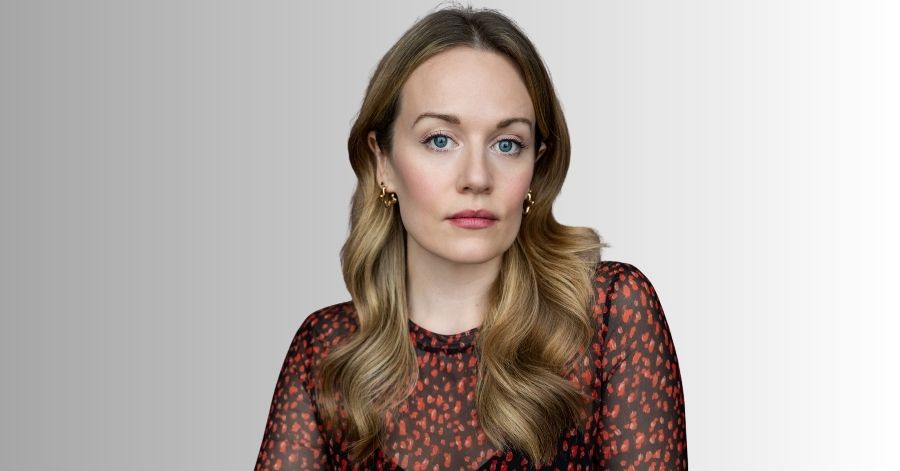 Cara Theobold