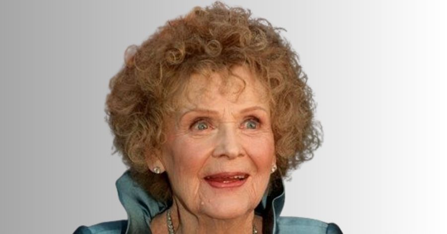 Gloria Stuart