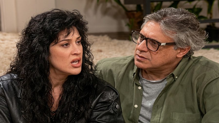 Resumo Rainha da Sucata 01/04: Renato consegue matar Mariana? 2 Adriana e Caio