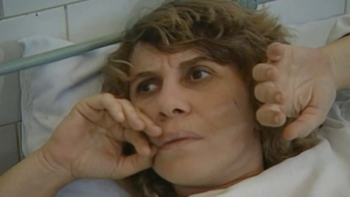 Resumo Rainha da Sucata 27/03: Renato planeja ASSASSINAR Caio e Adriana 5 Mariana