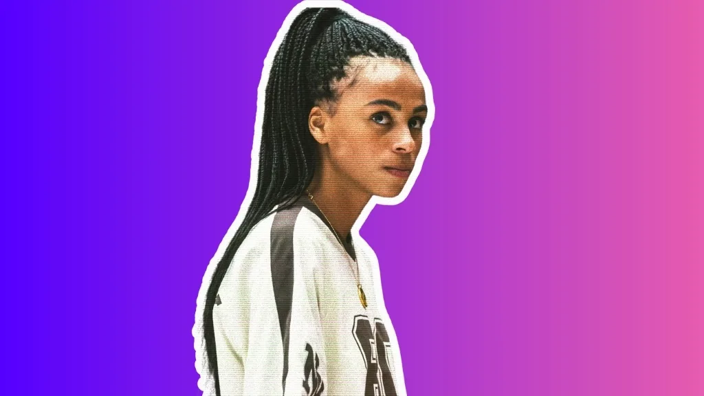 Zoe Moral (Nira Osahia)