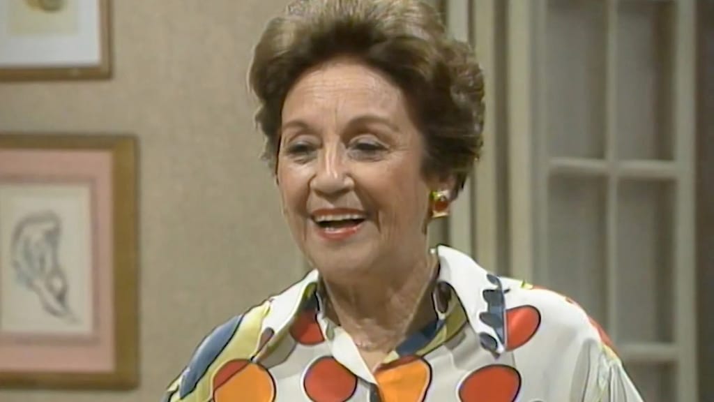 A Viagem: Enredo e elenco da novela de 1994 17 Nair Bello (Cininha)