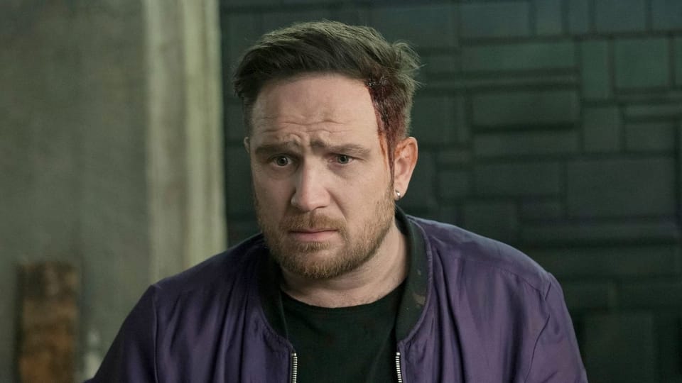 Elenco de Brick: Saiba quem é quem no filme da Netflix 5 Frederick Lau como Marvin