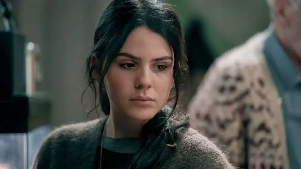 Ruby O. Fee como Olivia Neill