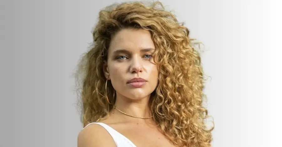 Máscaras de Oxigênio Não Cairão Automaticamente | Elenco e Tudo Sobre 4 Bruna Linzmeyer