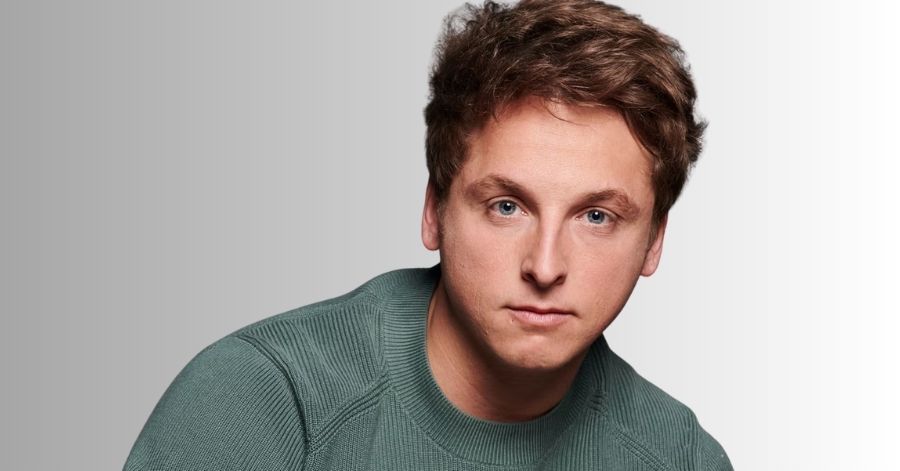 Duas Covas: Elenco, Onde Assistir e Tudo Sobre a Série 6 Carlos Scholz 2