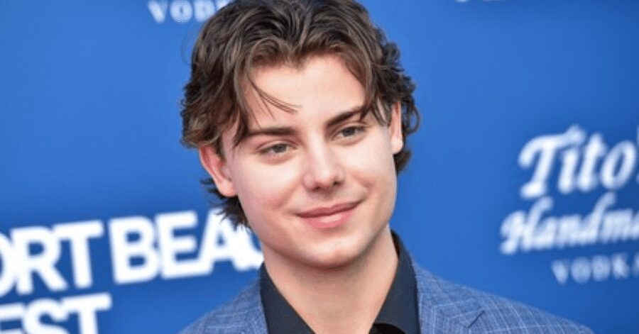 Minha Vida com a Família Walter: Elenco, Onde Assistir e Tudo Sobre 12 Carson MacCormac