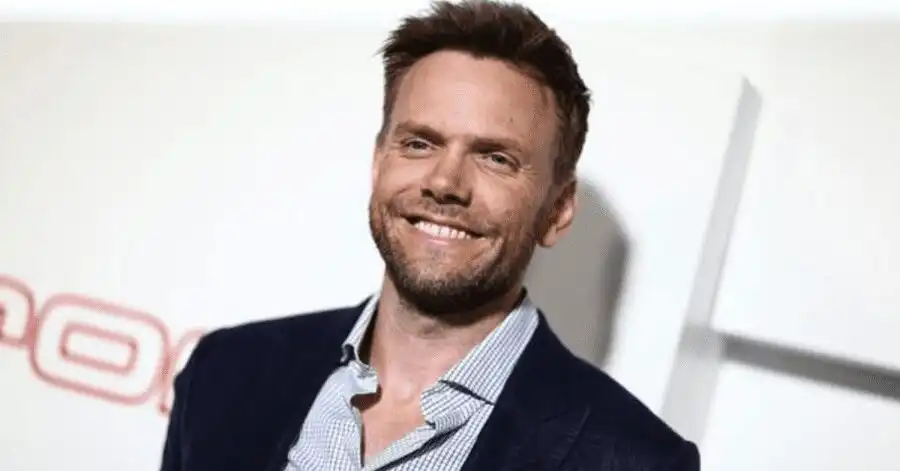Juntos e Misturados: Tudo Sobre a Comédia Romântica e Divertida 18 Joel McHale