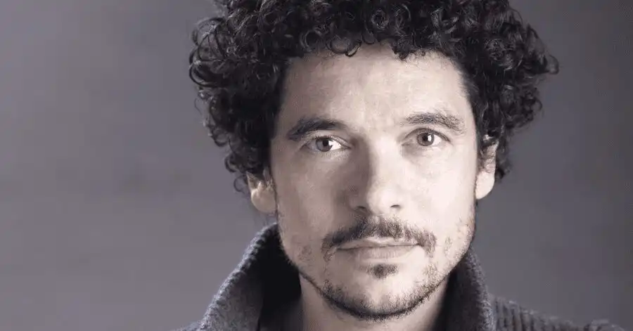 O Jogo da Viúva: Elenco e Tudo Sobre o Thriller Policial Espanhol 7 Pablo Molinero