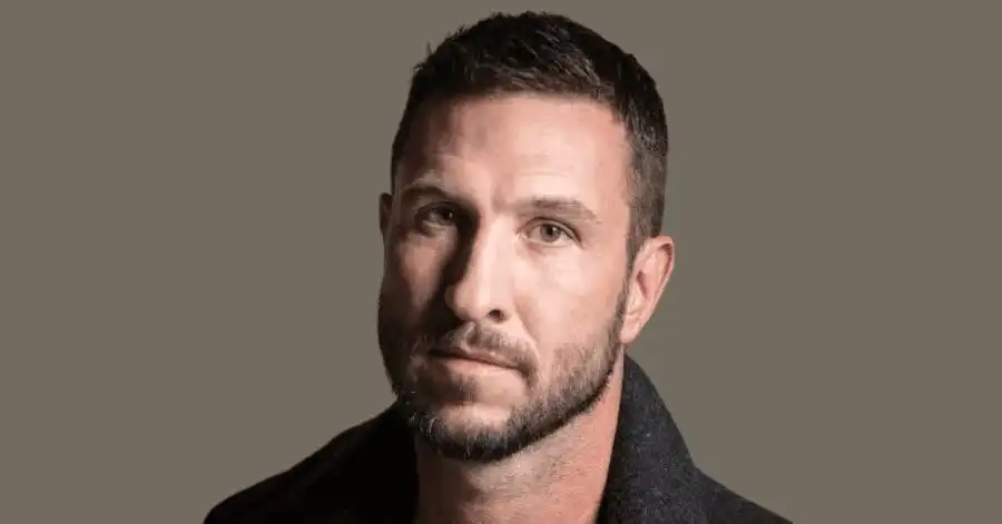 Covil de Ladrões: Elenco E Tudo Sobre o Thriller de Assalto 4 Pablo Schreiber