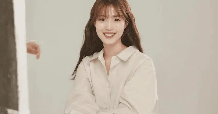 Bon Appétit, Vossa Majestade: Elenco, Tudo Sobre e Onde Assistir 8 Yoon Seo ah