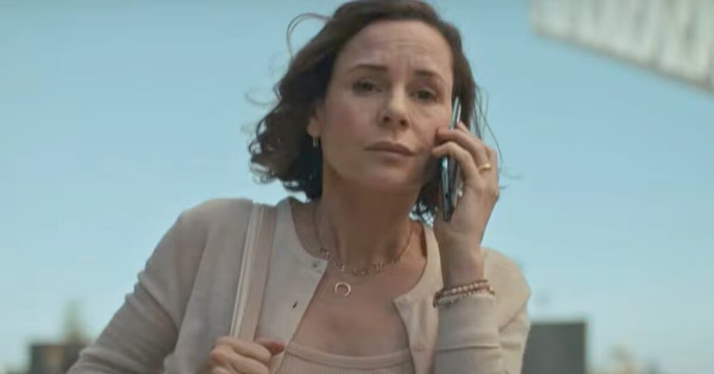 Embeth Davidtz como Heather Turner