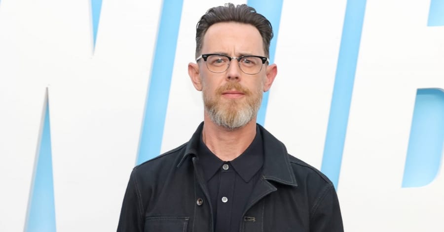 Anônimo 2: Sinopse, Elenco, Trailer e Data de Lançamento (Brasil) 7 Colin Hanks como Abel