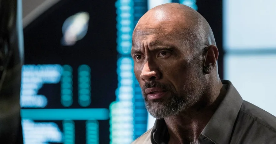 Arranha-Céu - Coragem sem Limite tem na Netflix? Saiba onde assistir ao thriller de ação 3 Elenco e Personagens de Arranha-Céu - Coragem sem Limite