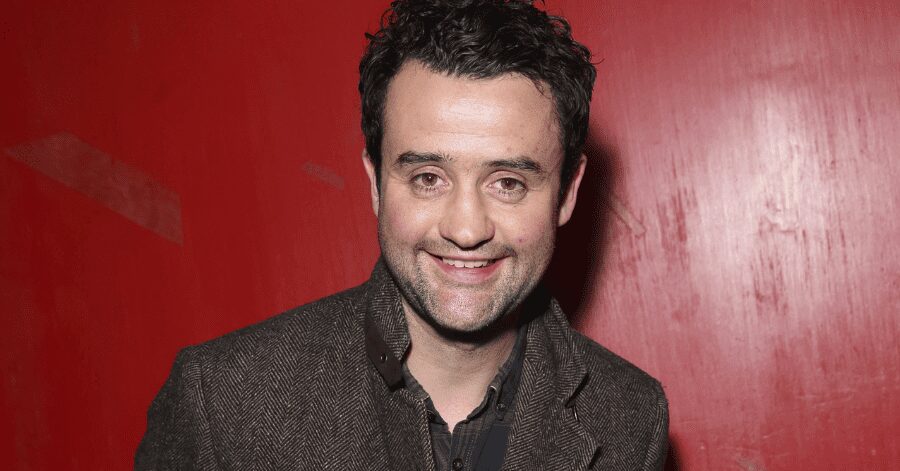 O Clube do Crime das Quintas-Feiras: Elenco e Tudo Sobre 8 daniel mays