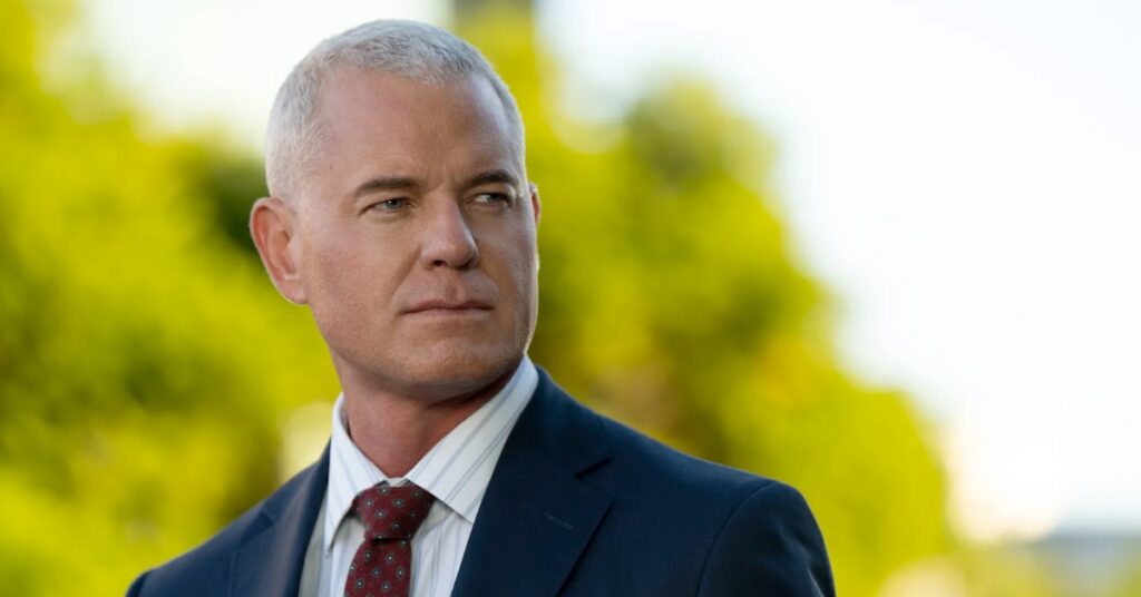 Eric Dane como Agente Especial Nathan Blythe