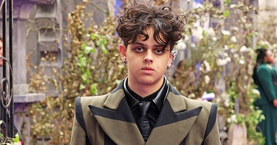 Isaac Ordonez como Feioso Addams