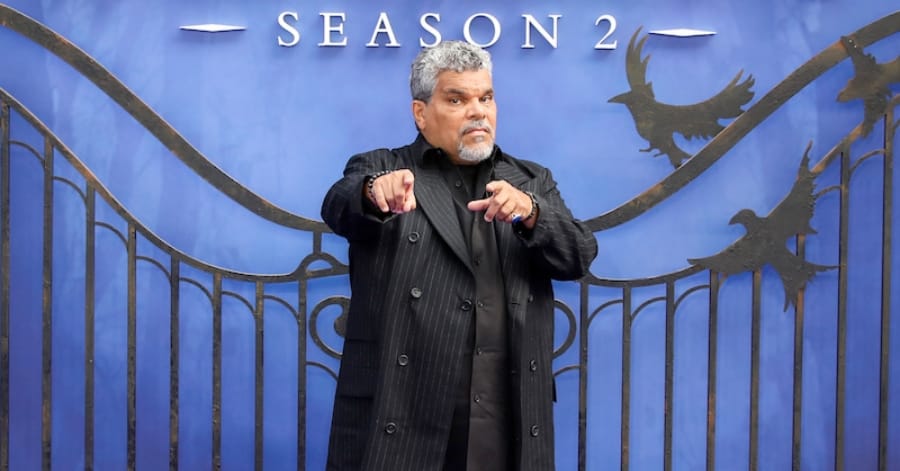 Luis Guzmán como Gomez Addams