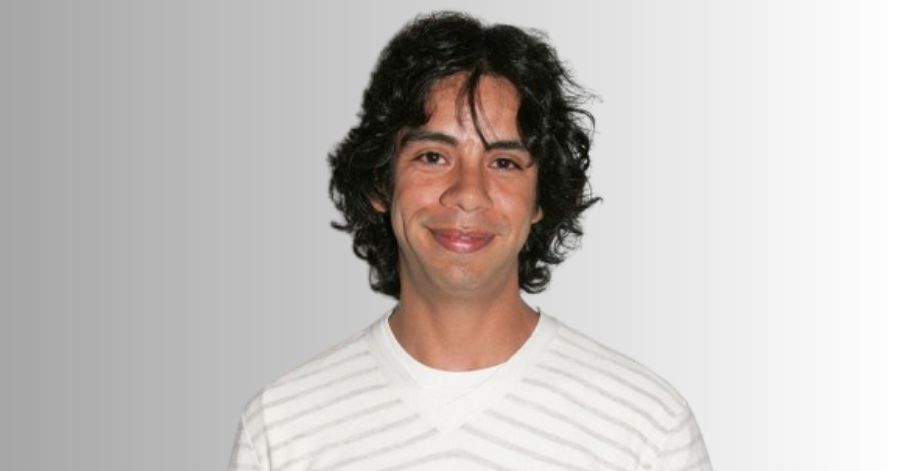 O Demônio dos Mares: Elenco, Onde Assistir, e Tudo Sobre 7 hector jimenez