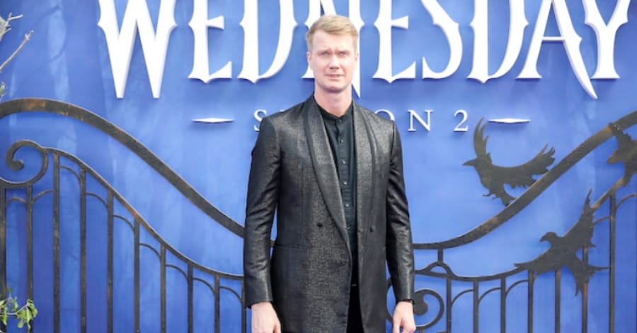 Joonas Suotamo como Tropeço