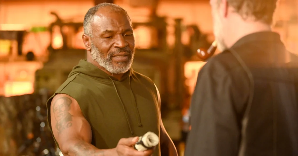 Vingança Fatal (2022): Elenco, Sinopse e Enredo e Tudo Sobre 3 Mike Tyson como Roach