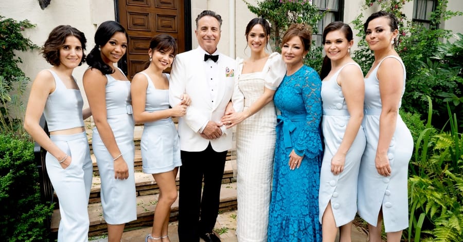 As 10 principais diferenças entre O Pai da Noiva de 2022 para as versões de 1950 e 1991 6 O Remake de 2022 O Pai da Noixa