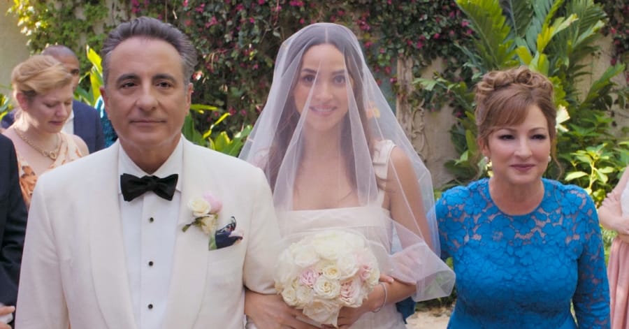 As 10 principais diferenças entre O Pai da Noiva de 2022 para as versões de 1950 e 1991 2 O Pai da Noiva (2022)