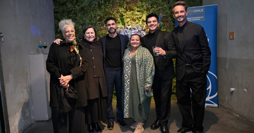 Crítica de O Último Azul: O filme do BRASIL que está fazendo BARULHO no mundo 2 Elenco de O Último Azul