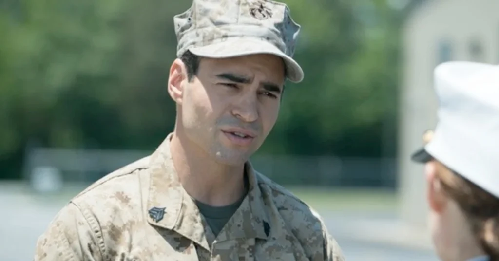 Megan Leavey: Elenco, Enredo, Crítica e Tudo Sobre O Filme 3 Ramón Rodríguez