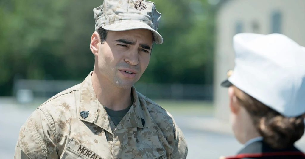 Megan Leavey: Elenco, Enredo, Crítica e Tudo Sobre O Filme 9 Sam Keeley