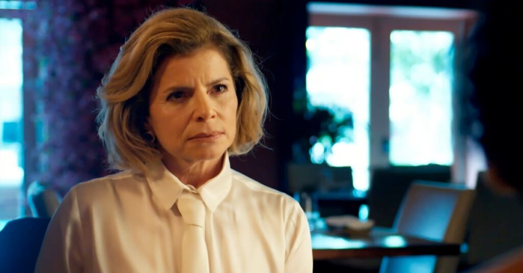 Resumo da novela Vale Tudo (01/09 à 06/09): Maria de Fátima descobre o GRANDE SEGREDO de Odete e romance de André e Aldeíde VEM A TONA 5 Vale Tudo: Resumo do Episódio 136