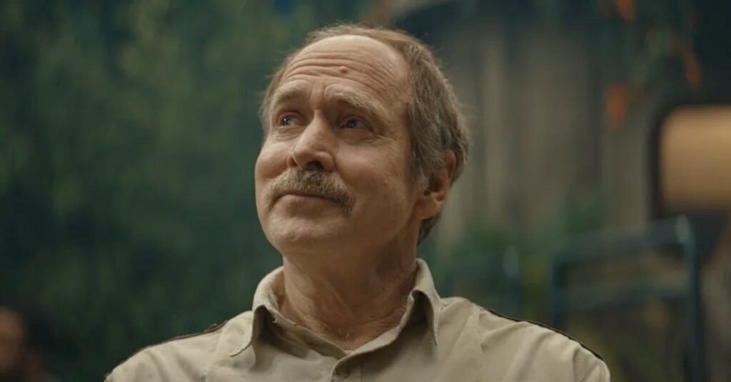 Megan Leavey: Elenco, Enredo, Crítica e Tudo Sobre O Filme 5 Will Patton