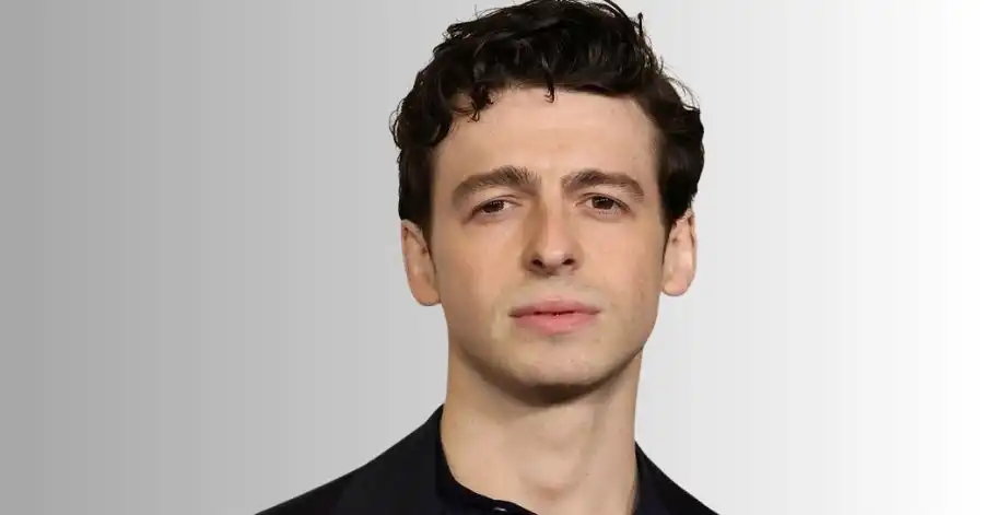 Anthony Boyle