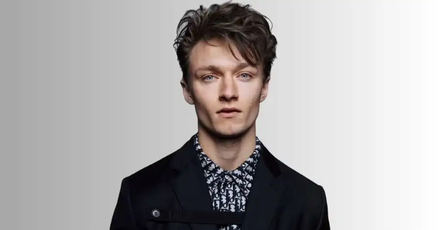 Mundo em Caos: Elenco, Onde Assistir e Tudo Sobre 12 Harrison Osterfield