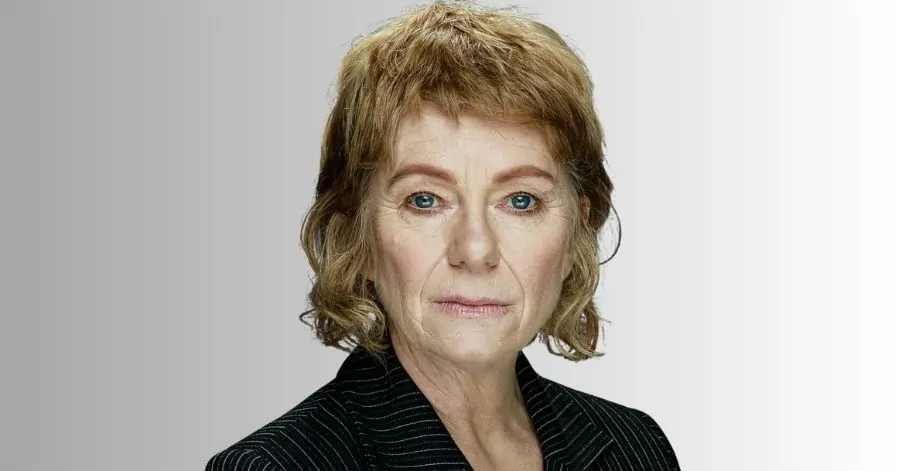 A Namorada Ideal: Elenco, Onde Assistir e Tudo Sobre a Série 8 Karen Henthorn