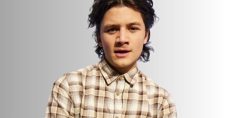 Fale Comigo: Elenco, Onde Assistir e Tudo Sobre o Terror 5 Otis Dhanji