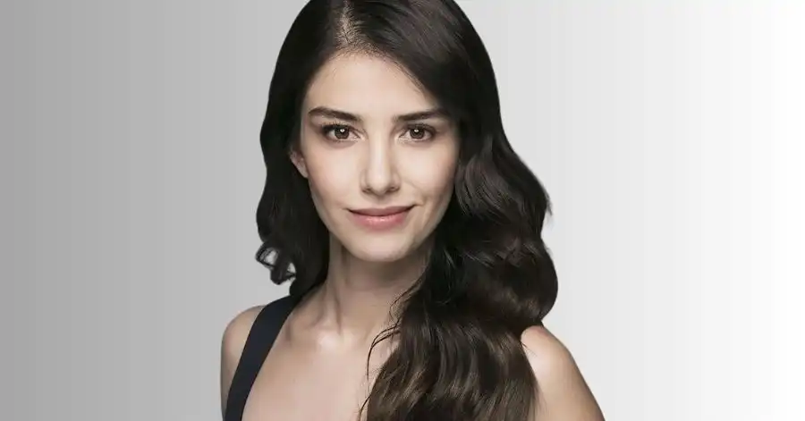 Dolunay: Elenco, Onde Assistir e Tudo Sobre a Novela Turca 4 Ozge Gurel