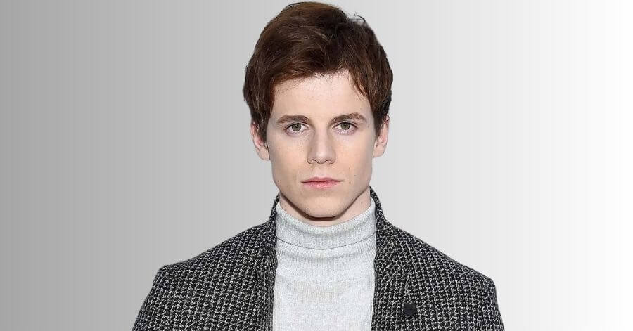 Invocação do Mal 3 | Elenco, Onde Assistir e Tudo Sobre 4 Ruairi OConnor