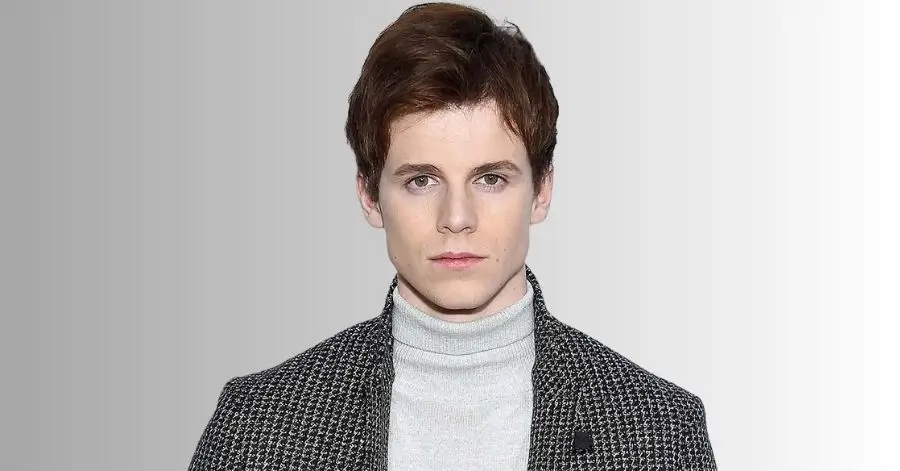 Invocação do Mal 3 | Elenco, Onde Assistir e Tudo Sobre 3 Ruairi OConnor