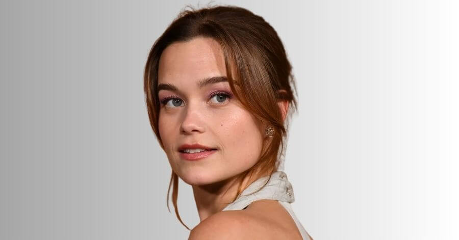 Invocação do Mal 3 | Elenco, Onde Assistir e Tudo Sobre 5 Sarah Catherine Hook