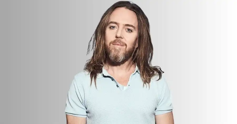 Robin Hood: A Origem | Elenco, Onde Assistir e Tudo Sobre 8 Tim Minchin