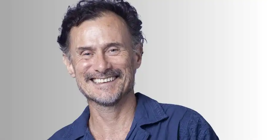 Reencarne: Elenco, Onde Assistir e Tudo Sobre a Série 6 enrique diaz