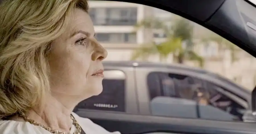 Próximos capítulos de Vale Tudo vão FERVER (Resumo de 22 à 30 de Setembro) 3 atentado odete