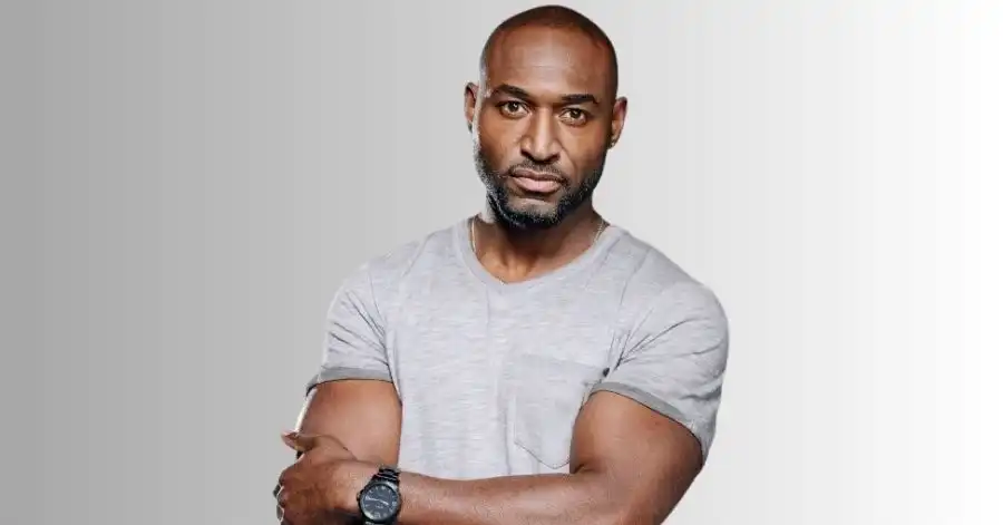 O Brilho do Natal: Elenco, Onde Assistir e Tudo Sobre 4 Adrian Holmes