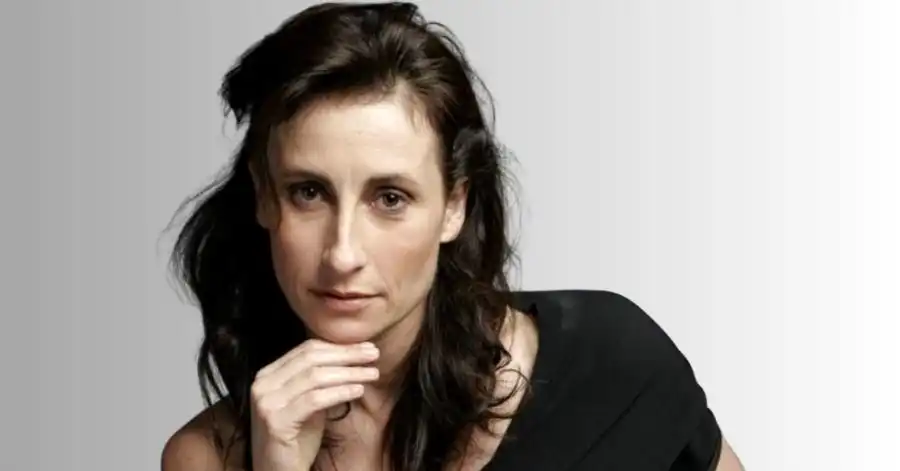 A Mulher da Fila (2025): Elenco, Onde Assistir e Tudo Sobre 4 Amparo Noguera