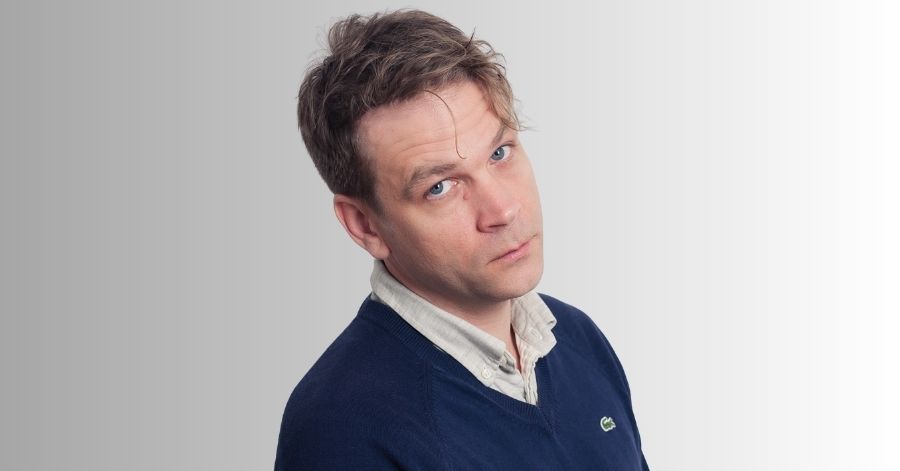 Terror em Shelby Oaks (2025): Elenco, Onde Assistir e Tudo Sobre 3 Brendan Sexton III