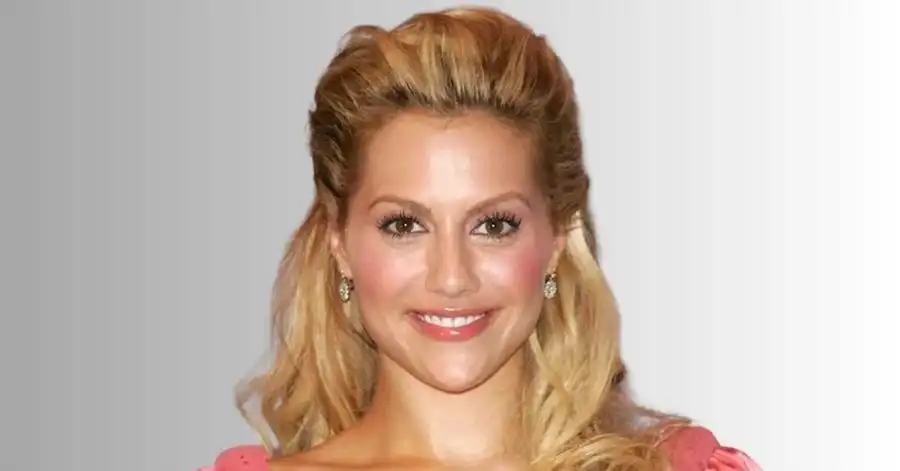 Grande Menina, Pequena Mulher (2004): Elenco, Onde Assistir e Tudo Sobre 3 Brittany Murphy