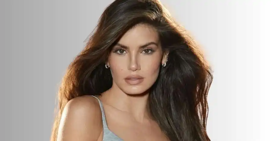 Uma Mulher Sem Filtro: Elenco, Onde Assistir e Tudo Sobre 4 Camila Queiroz