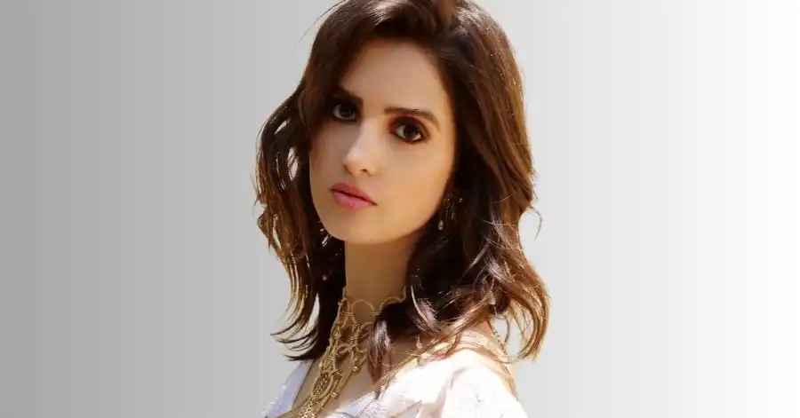 Em Guerra com o Vovô: Elenco, Onde Assistir e Tudo Sobre 9 Laura Marano