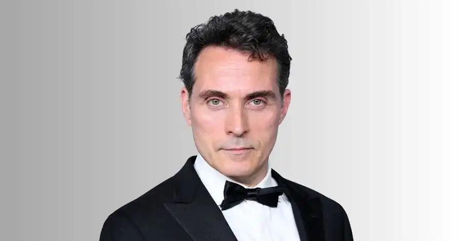 Rufus Sewell